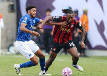 Antoine Semenyo (right)