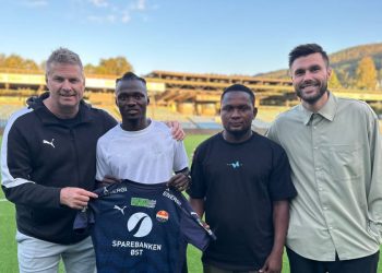 James Ampofo (second left)