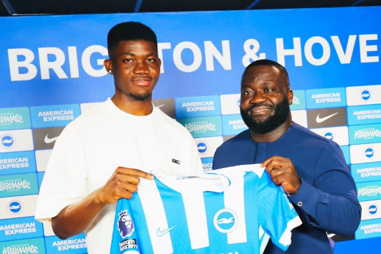 Owusu (left) and his agent Papa Agyemang