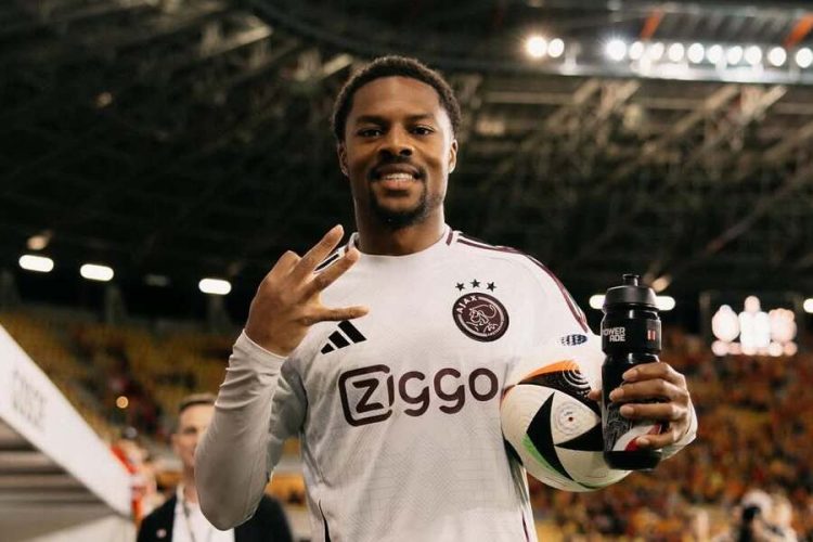 Chuba Akpom