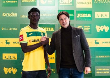 Momoh Mutari (on the left)