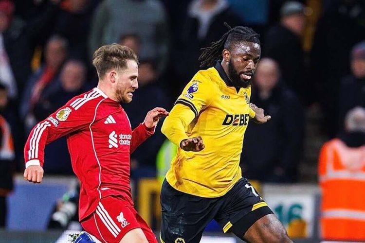 Tolu Arokodare (on the right)