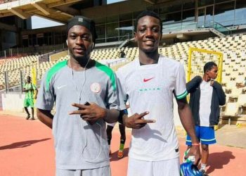 Habila Simeon (on the right)