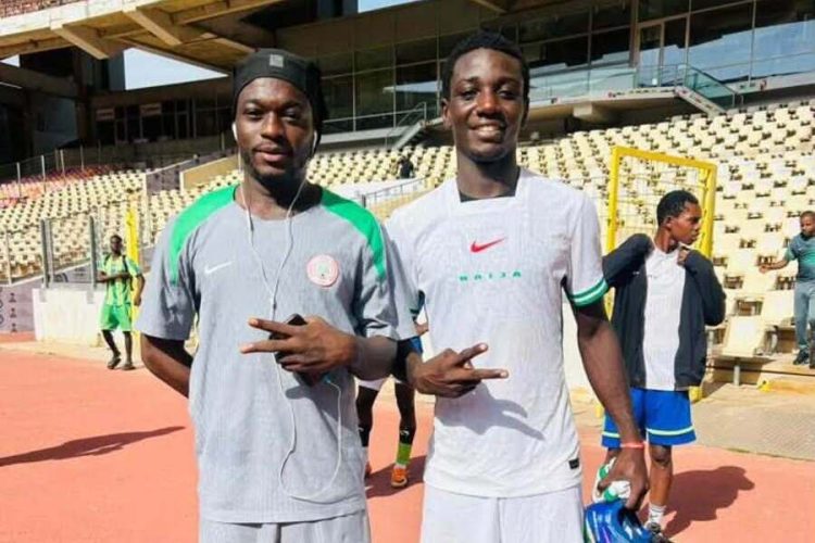 Habila Simeon (on the right)