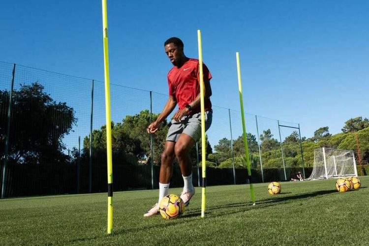Chuba Akpom