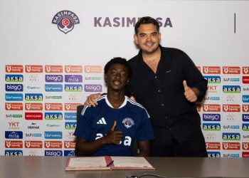 Jesurun Rak-Sakyi and Görkem Demir